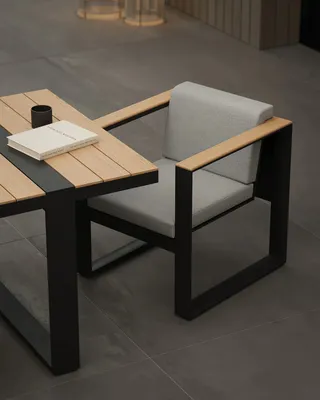 Dining set Close up Preview 2